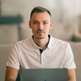 Artem Manchenkov