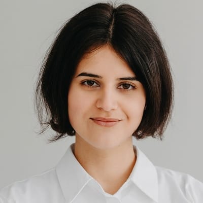 Csenge Szabo